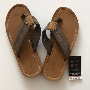 dockers flip flops